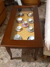 Tavolino vintage in legno per salonr