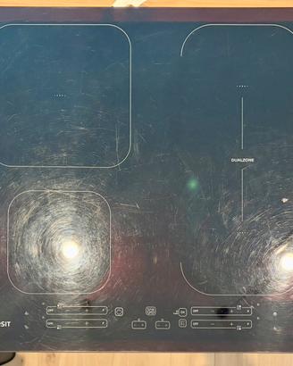 Piano cottura induzione in vetroceramica - Indesit