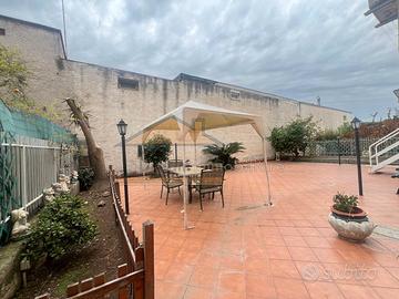 Appartamento con giardino Via Santa Maria A Cubito