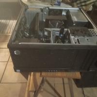 pc workstation hp z440 funzionante ma DANNEGGIATA