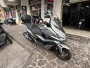 kymco-xciting-400i-s-con-bauletto-e-bloccaruota