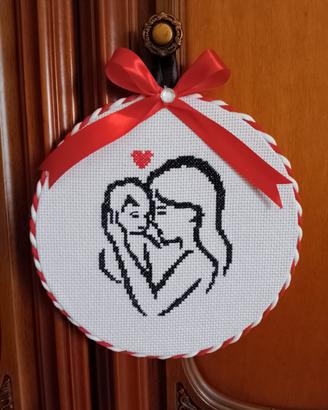 Fiocco nascita ricamato a mano – mamma e bebè 