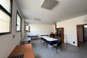 Immobile di 100 m² con 3 locali a Poggio Rusco