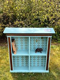 Libreria a Colonna, Mobiletto