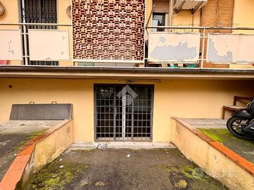 MAGAZZINO A BAGNO A RIPOLI