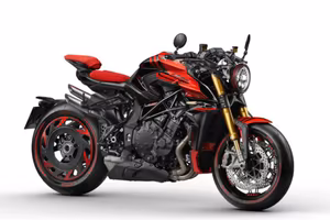 MV AGUSTA Rush 1000 .