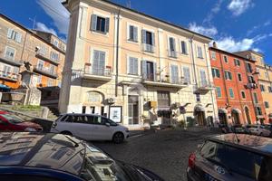 3 LOCALI A GENZANO DI ROMA