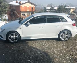 Audi a3 admired 2019 stronic sline 1.6tdi 116cv