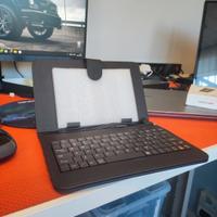 Custodia tablet con tastiera