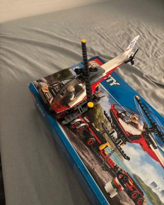 Lego Camion con elicottero 60182
