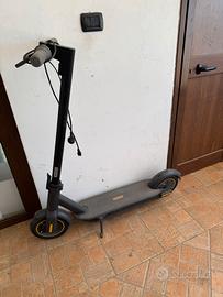 Monopattino elettrico NINEBOT SEGWAY MAX G30