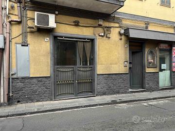 Rif.GR194| negozio gravina di catania