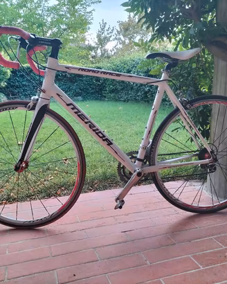 bici da corsa Merida