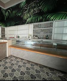 Banco bar caldo freddo + retrobanco frigo