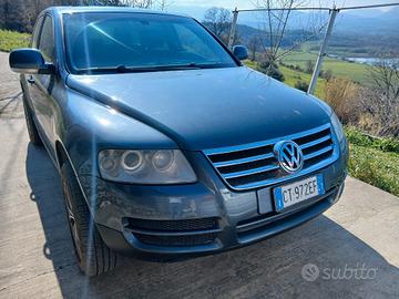 Auto. Volkswagen  touareg