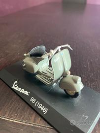 Modellini di vespa vsri modelli e anni diversi