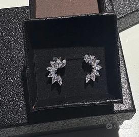 Orecchini unisex a forma di foglia