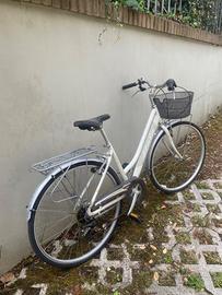 bicicletta donna Atala in alluminio
