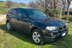 BMW X3 2.0D 2007 4x4 con GANCIO TRAINO