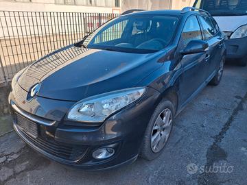 Renault Megane III anno 2012 ricambi usati