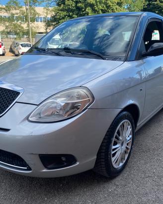 Lancia Ypsilon 1.2 Argento