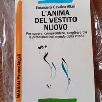 Libro, l'anima del vestito nuovo 