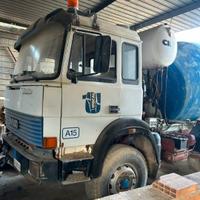 Betoniera Iveco 330 30