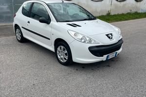 Peugeot 206 plus 1.1 benzina anno 2011