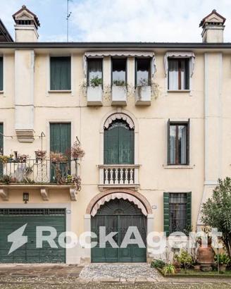 DIMORA STORICA NEL CUORE DI PADOVA