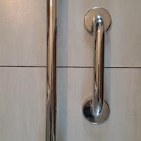 maniglioni bagno per anziani