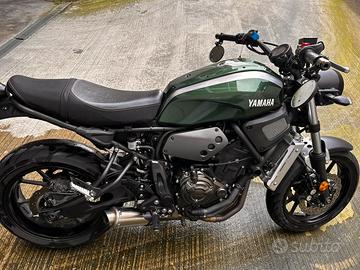 Yamaha XSR 700 abs