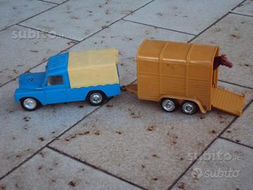 Land rover con trailer anno 1964