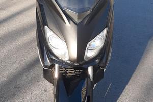 Yamaha X-Max 250 - 2011