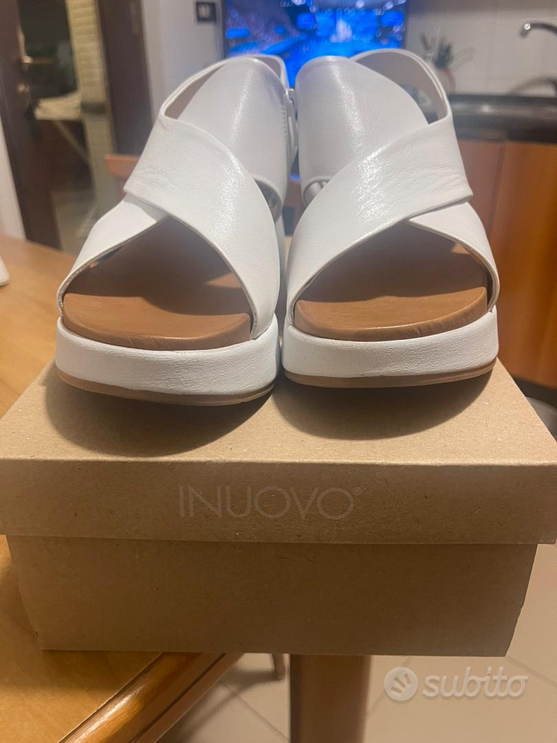 Sandali Inuovo bianchi tg 39 Abbigliamento e Accessori In vendita a Teramo
