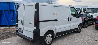 Renault trafik 2 serie