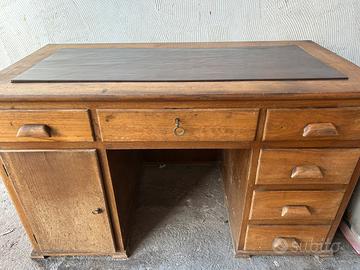 Scrivania vintage anni 50