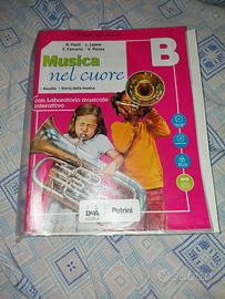 MUSICA NEL CUORE  "B " LIBRO SCUOLA MEDIA