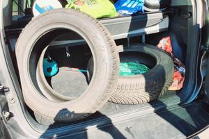 2 gomme invernali Bridgestone