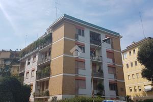 2 LOCALI A ROMA