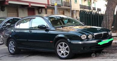 Jaguar X-type 2.0 GPL
