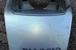 Copertura post fianchetti piaggio x9 250 2000