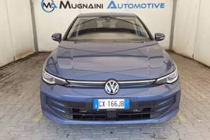 VOLKSWAGEN Golf 1.5 eTSI 115cv DSG Life *FULL LE