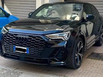 Audi Q3 sportback S-Line identity black