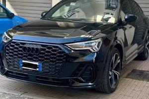 Audi Q3 sportback S-Line identity black