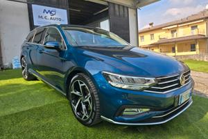 VW Passat 2.0 TDI 150CV DSG Executive -2019
