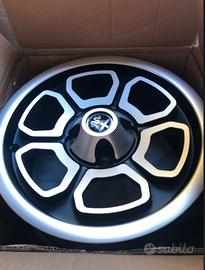 Cerchi in lega MOMO VEGA