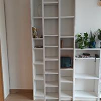Libreria IKEA GNEDBY