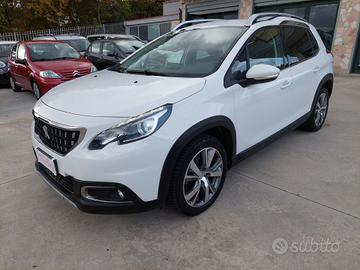 Peugeot 2008 BlueHDi 100cv Allure