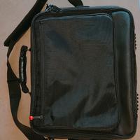 Borsa tracolla IBM per computer portatili e tablet