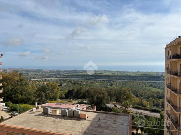 Appartamento con vista mare